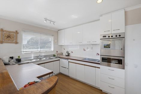 Photo of property in 227 Point View Drive, Dannemora, Auckland, 2016