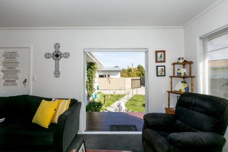 Photo of property in 9a Cornwall Road, Taradale, Napier, 4112