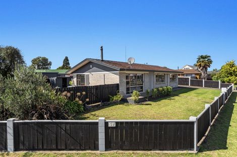 Photo of property in 114 Riverside Drive, Whakatane, 3120