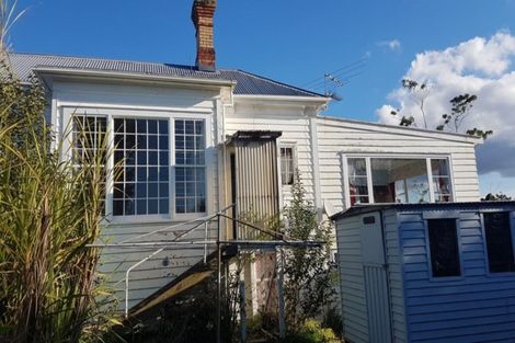 Photo of property in 6 Bloomfield Place, Epsom, Auckland, 1023
