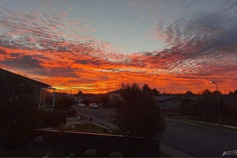 Photo of property in 9 Oakleigh Crescent, Oamaru North, Oamaru, 9400