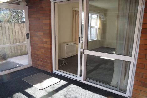 Photo of property in 1/4 Solway Avenue, Ilam, Christchurch, 8041