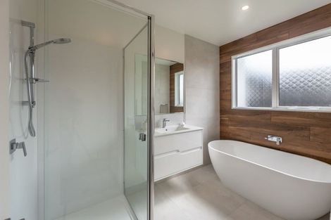 Photo of property in 23 Irvines Track, Halswell, Christchurch, 8025