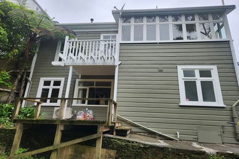 Photo of property in 1/139 Kelburn Parade, Kelburn, Wellington, 6012