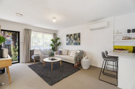 Photo of property in 1/7a Mountain Road, Mount Wellington, Auckland, 1072