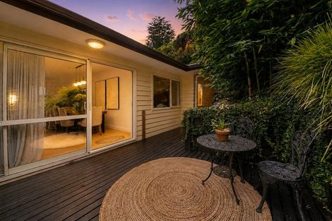 Photo of property in 82e Verbena Road, Birkdale, Auckland, 0626