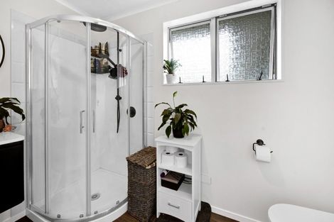 Photo of property in 540 Finnerty Road, Cardiff, Stratford, 4391