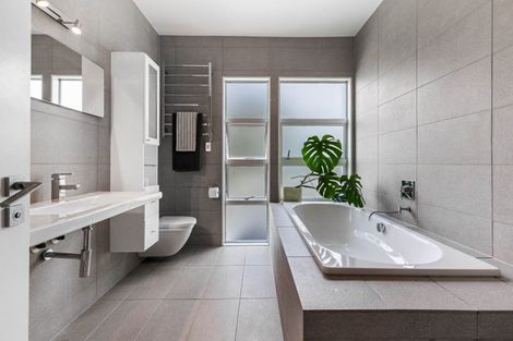 Photo of property in 160 Schnapper Rock Road, Schnapper Rock, Auckland, 0632