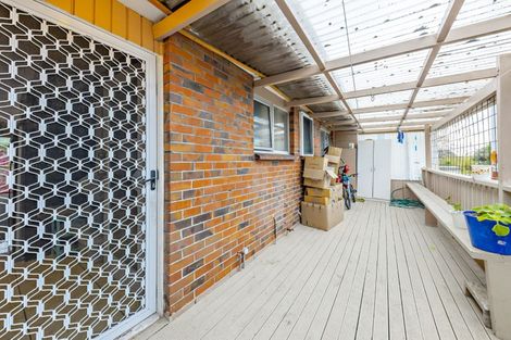 Photo of property in 2/87 Station Road, Papatoetoe, Auckland, 2025