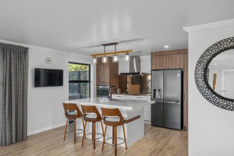 Photo of property in 30 Lakeside Terrace, Omokoroa, 3114