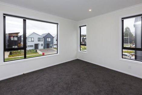 Photo of property in 9 Betty Boyes Street, Wallaceville, Upper Hutt, 5018