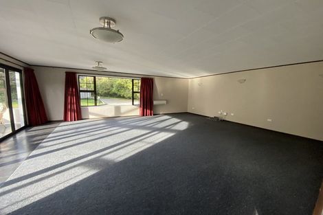 Photo of property in 96 Ruru Avenue, Otatara, Invercargill, 9879