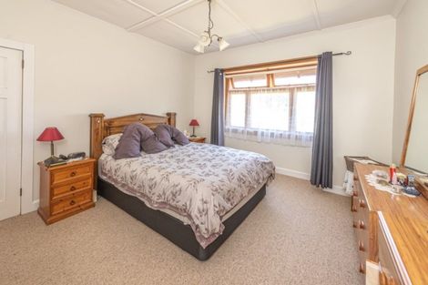 Photo of property in 18 Field Street, Aramoho, Whanganui, 4500