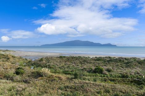 Photo of property in 276 Peka Peka Road, Peka Peka, Waikanae, 5391