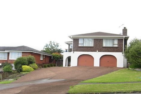 Photo of property in 76 Gossamer Drive, Pakuranga Heights, Auckland, 2010