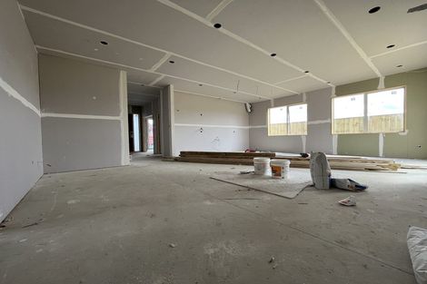 Photo of property in 20 Babina Avenue, Kumeu, 0810