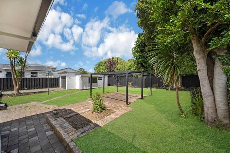 Photo of property in 38 Hope Farm Avenue, Pakuranga Heights, Auckland, 2010