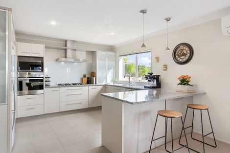 Photo of property in 11 Amaretto Avenue, Flat Bush, Auckland, 2019
