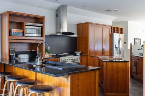 Photo of property in 36 Napier Street, Jervoistown, Napier, 4112