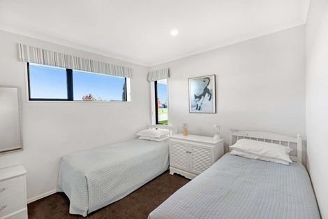 Photo of property in 27 Katrine Drive, Marshland, Christchurch, 8083