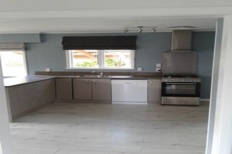 Photo of property in 12 Moray Place, Highbury, Palmerston North, 4412