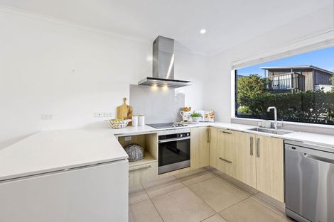 Photo of property in 10 Flounder Road, Hobsonville, Auckland, 0616