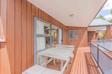 Photo of property in 22/3 The Avenue, Albany, Auckland, 0632