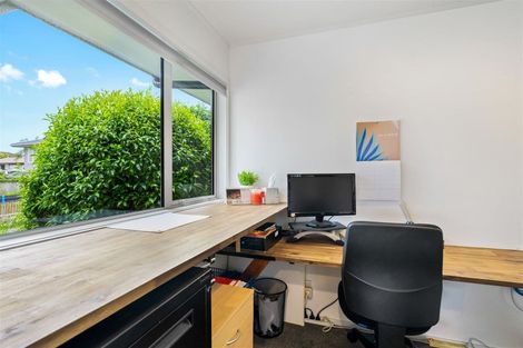 Photo of property in 22 Tercel Place, Sunnyhills, Auckland, 2010