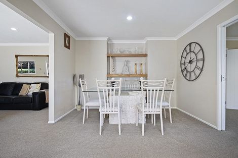 Photo of property in 17 Arthur Carwen Place, Pukekohe, 2120