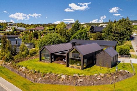 Photo of property in 6 Penrith Park Drive, Wanaka, 9305