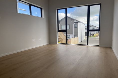 Photo of property in 47 Survila Street, Papakura, 2110