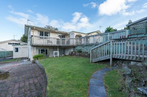 Photo of property in 10 Armstrong Grove, Hilltop, Taupo, 3330
