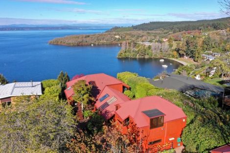 Photo of property in 39 Wakeman Road, Acacia Bay, Taupo, 3330