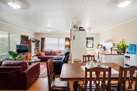 Photo of property in 10 Mackinnon Road, Manukau Heads, Waiuku, 2684