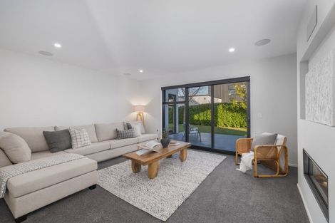 Photo of property in 2 Quarters Place, Halswell, Christchurch, 8025