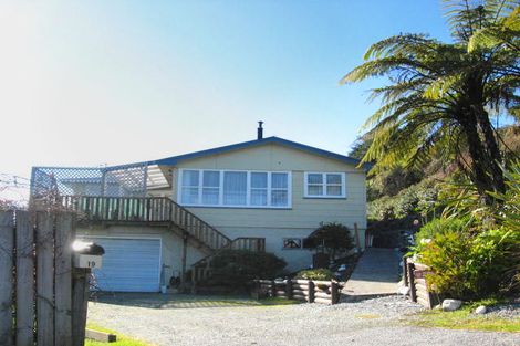 Photo of property in 19 Chesterfield Street, Greymouth, 7805