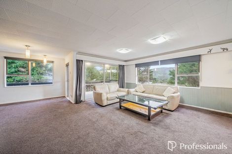 Photo of property in 110 Holborn Drive, Stokes Valley, Lower Hutt, 5019