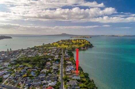 Photo of property in 98 Clovelly Road, Bucklands Beach, Auckland, 2012