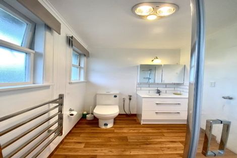 Photo of property in 15 Holdsworth Avenue, Trentham, Upper Hutt, 5018