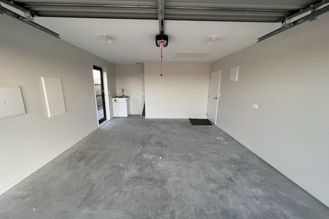 Photo of property in 76 Broadway Parade, Rolleston, 7615