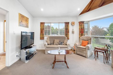 Photo of property in 8 Reading Street, Upper Riccarton, Christchurch, 8041