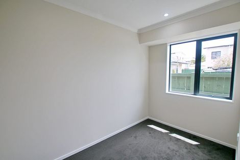 Photo of property in 7a Edwards Avenue, Henderson, Auckland, 0610