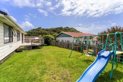 Photo of property in 18 Ruahine Street, Paraparaumu, 5032