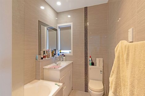 Photo of property in 20 Tanoa Place, Glendene, Auckland, 0602