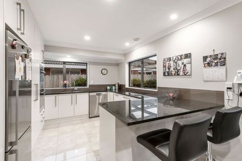 Photo of property in 39 Kilimanjaro Drive, Northpark, Auckland, 2013