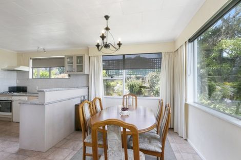 Photo of property in 84 Dowse Drive, Maungaraki, Lower Hutt, 5010