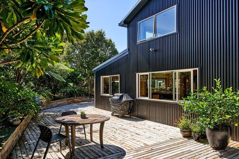 Photo of property in 343 Takapu Road, Takapu Valley, Wellington, 5028