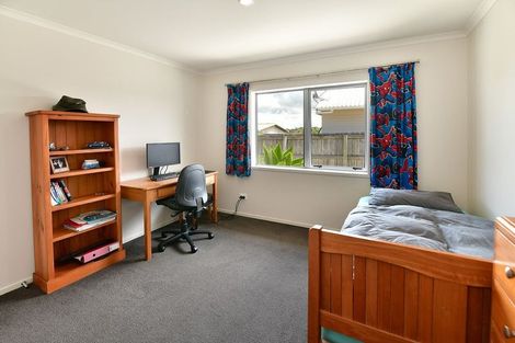 Photo of property in 1333 Whangaparaoa Road, Army Bay, Whangaparaoa, 0930