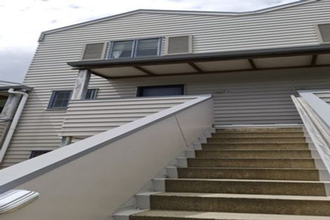 Photo of property in 24/8 Carolina Place, Albany, Auckland, 0632