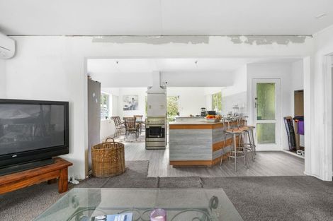 Photo of property in 86 Lindsay Road, Levin, 5510